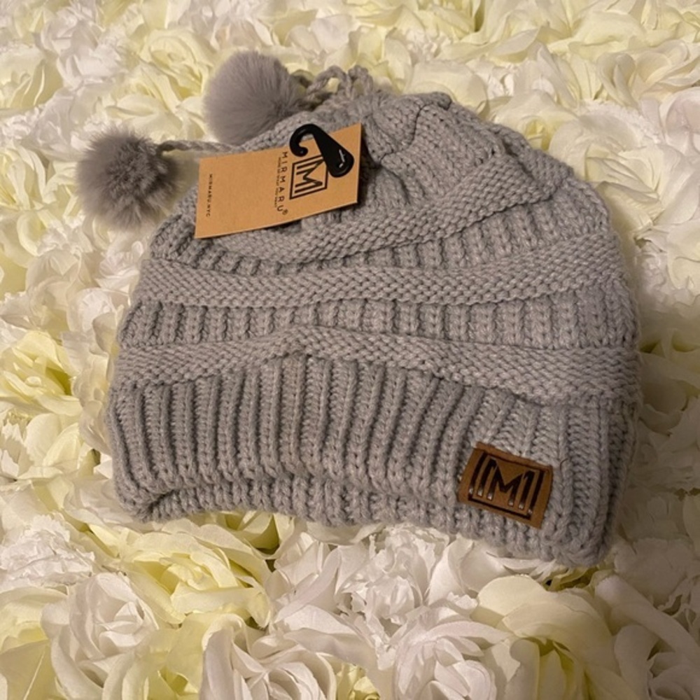MirMaru Gray winter hat